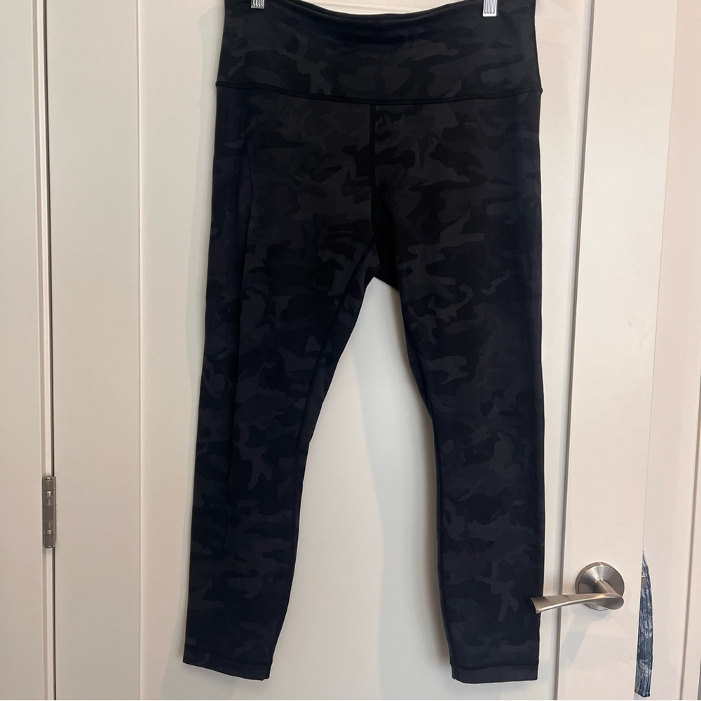 Lululemon Black Camouflage Leggings